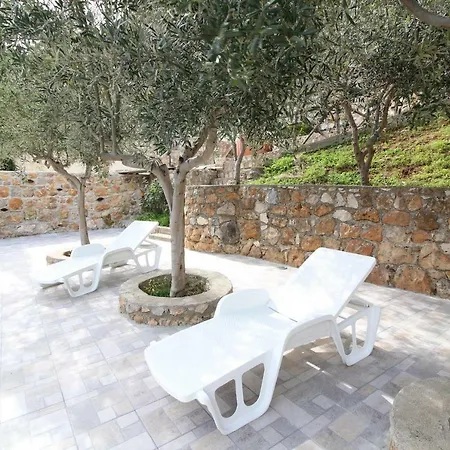 Villa Privata - Private *