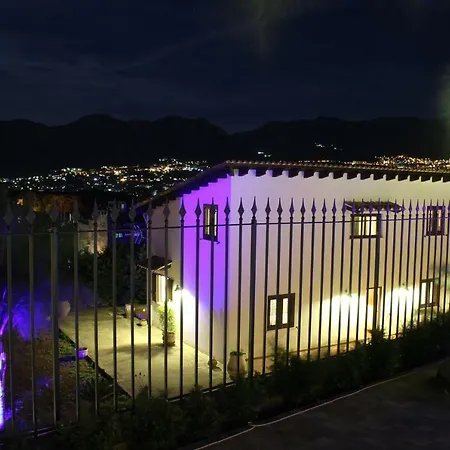 Villa Privata - Private *